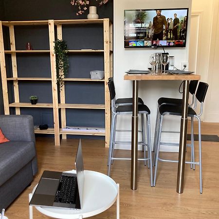 T2 Home Sweet Home Gare Wifi Parking Évreux Zewnętrze zdjęcie